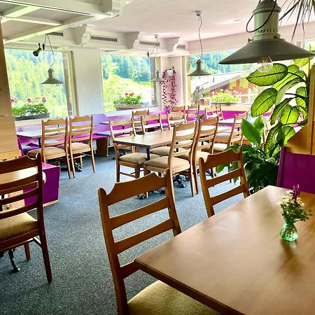 アルペンブリック